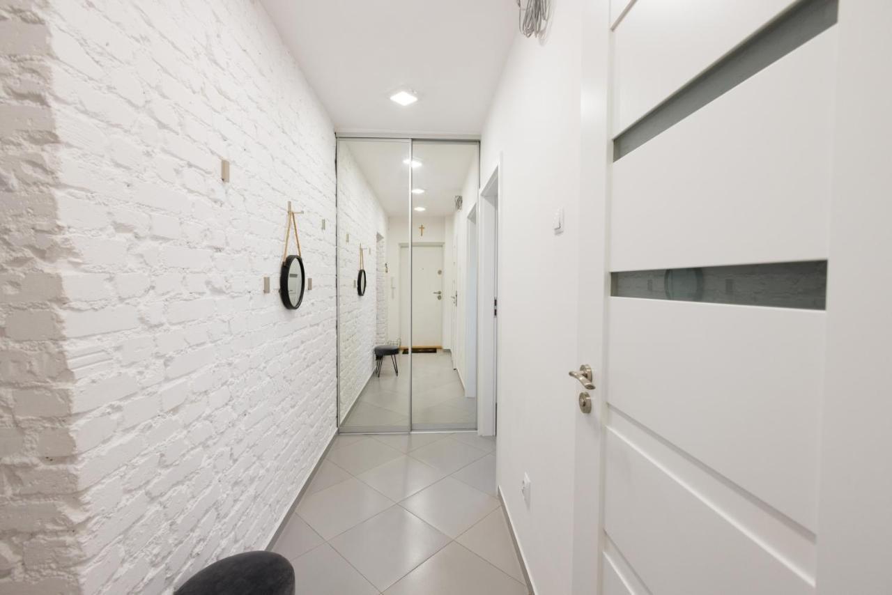 Studio Apartament Centrum ビャウィストク エクステリア 写真
