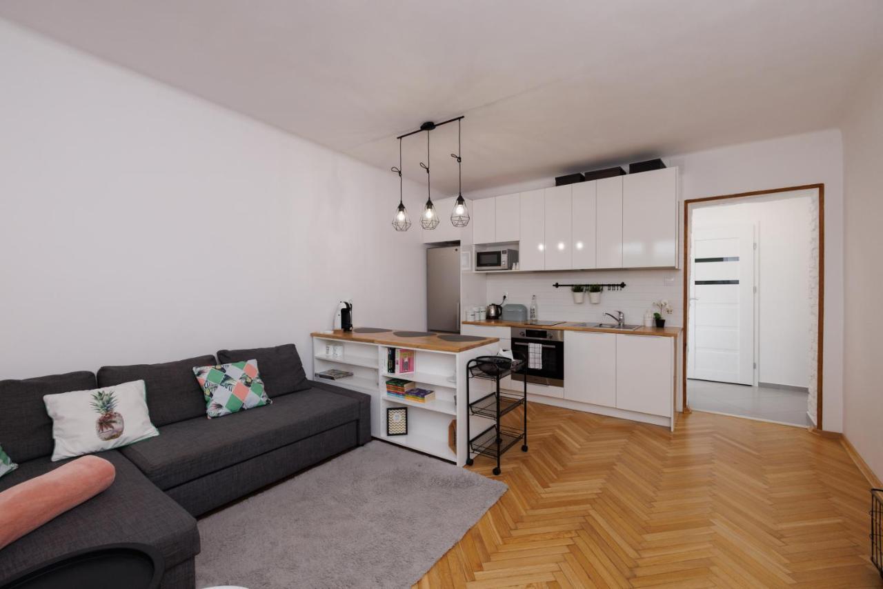Studio Apartament Centrum ビャウィストク エクステリア 写真
